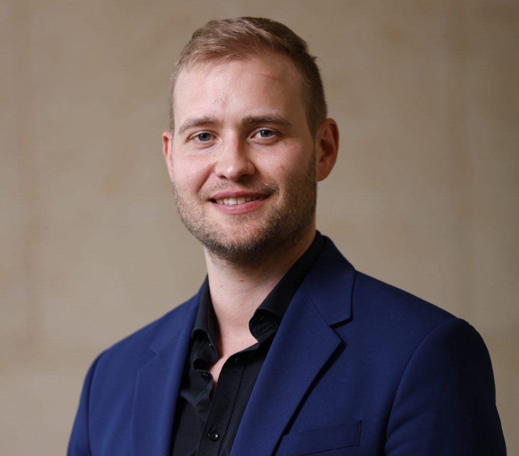 Dr. Jean-Marie Schwarzkopf – Experte für Finanzbildung und Wirtschaft in Hamburg